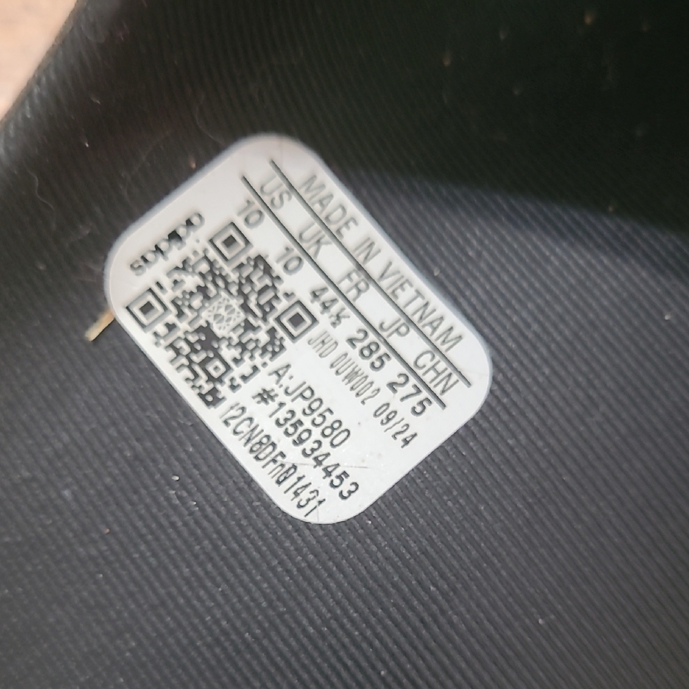adidas Black Slide Sandals - Picture 2 of 4